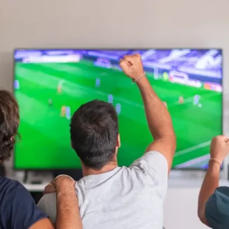 بهترین تلویزیون هایسنس برای تماشای فوتبال